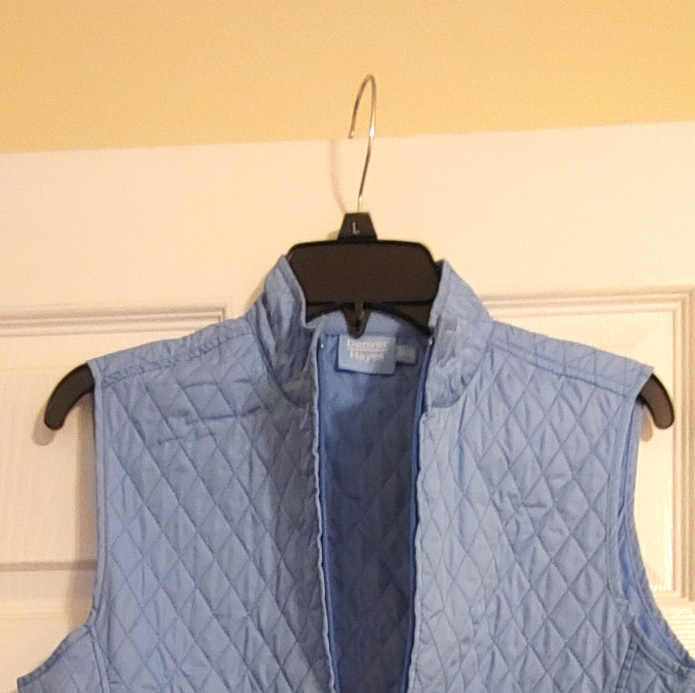 Denver Hayes vest